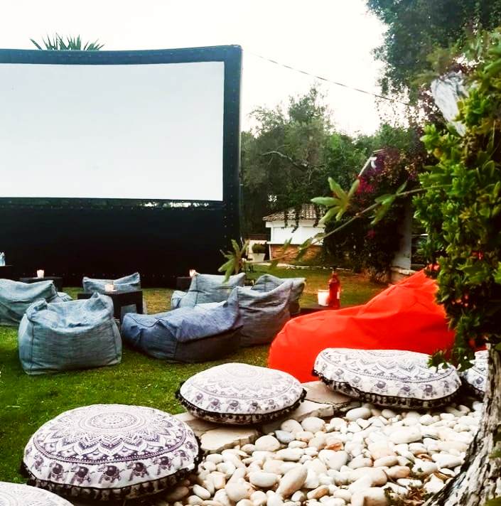 the-moonlight-cinema-caravan_ideas-and-special-screenings_corfu_2.jpg